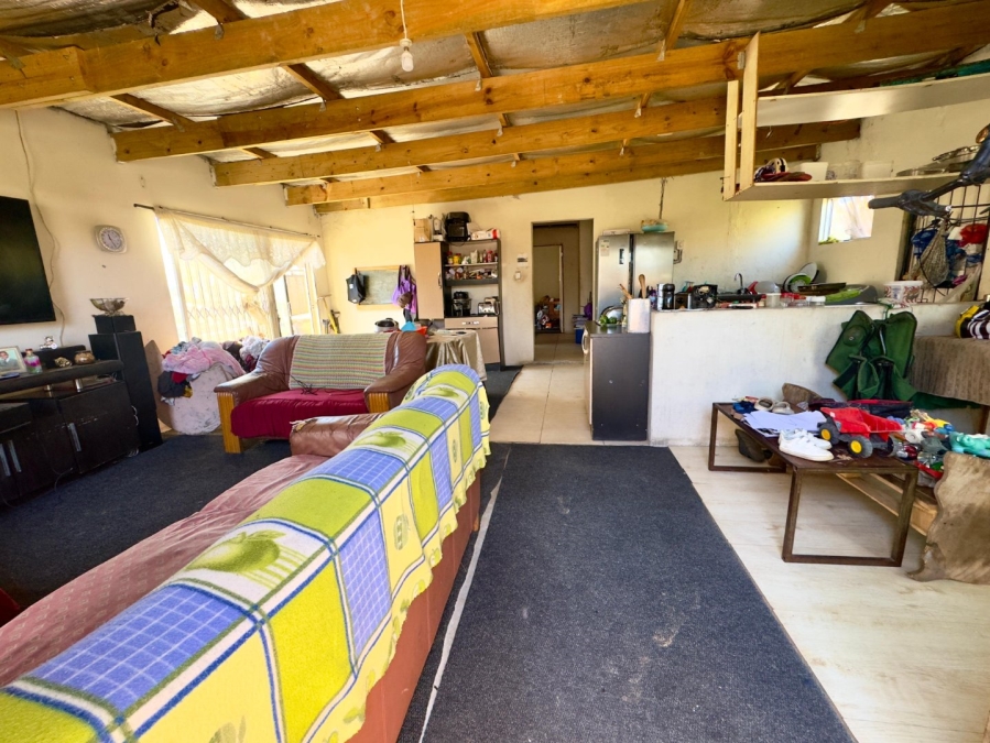 4 Bedroom Property for Sale in Lavender Hill Western Cape